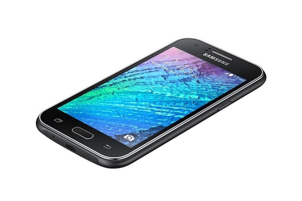 Samsung Galaxy J1 Ace   -  8