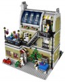 Lego Parisian Restaurant 10243