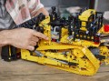 Lego App-Controlled Cat D11 Bulldozer 42131