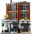 Lego Corner Garage 10264