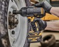 DeWALT DCF900B