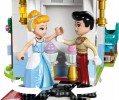 Lego Cinderellas Castle and Horse Carriage 43275