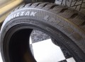 Bridgestone Blizzak LM-22