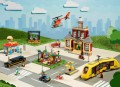 Lego Main Square 60271