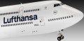 Revell Boeing 747-8 Lufthansa New Livery (1:144)