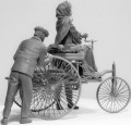 ICM Benz Patent-Motorwagen (1886) with Mrs. Benz and Sons (1