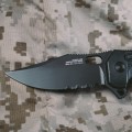 SOG SEAL XR Serrated