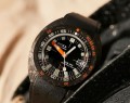 DOXA SUB 300 Carbon Sharkhunter 822.70.101.20