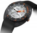 DOXA SUB 300 Carbon Searambler 822.70.021.20