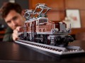 Lego Crocodile Locomotive 10277