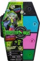 Monster High Skulltimate Secrets: Neon Frights Ghoulia Yelps