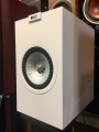 KEF Q150