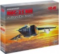 ICM Mig-25 BM (1:72)