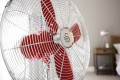 SWAN Retro 16 Inch Stand Fan