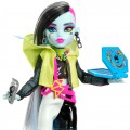 Monster High Skulltimate Secrets: Neon Frights Frankie Stein