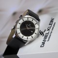 Daniel Klein DK11847-1