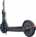 Motus Scooty 10 2023