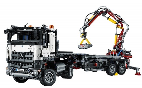 Lego Mercedes-Benz Arocs 42043