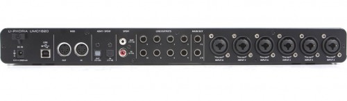 Behringer U-Phoria UMC1820