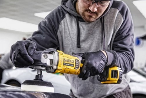 DeWALT DCM849P2