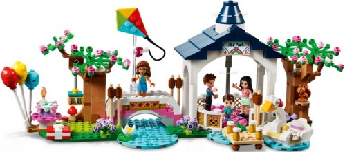 Lego Heartlake City Park 41447