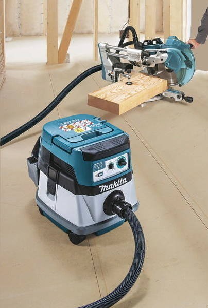 Makita DVC867LZX4