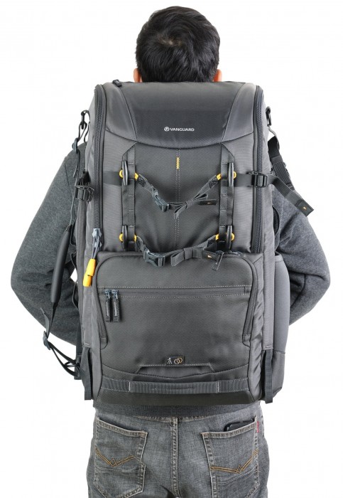 Vanguard Alta Sky 68