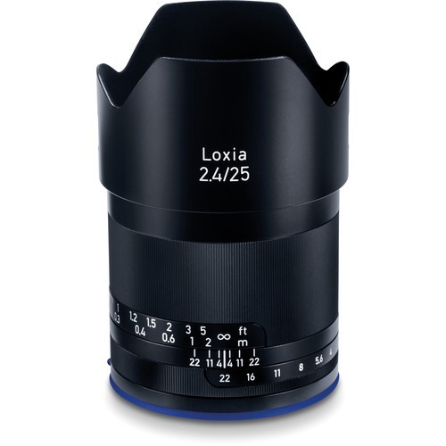 Carl Zeiss 25mm f/2.4 Loxia