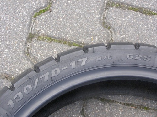 CST Tires CM-AD01