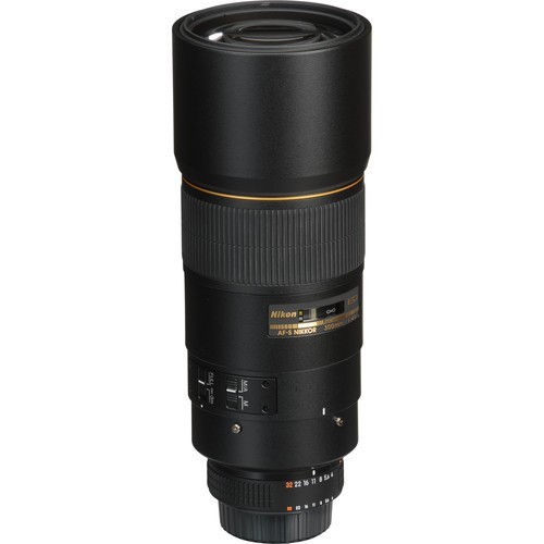 Nikon 300mm f/4.0D AF-S IF-ED Nikkor