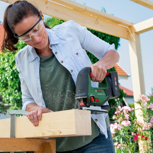 Bosch Advanced Saw 18V-140 0603013000