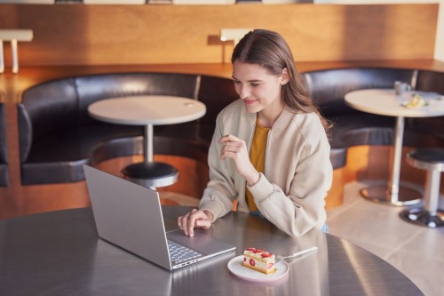 Asus Vivobook S14 S3407CA