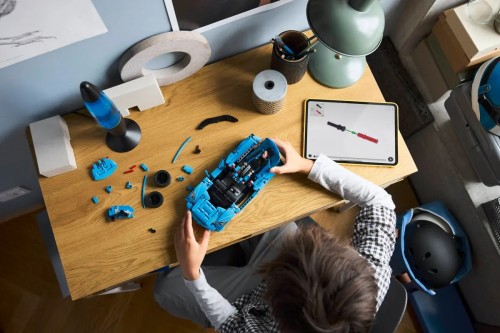 Lego Chevrolet Corvette Stingray Blue 42217