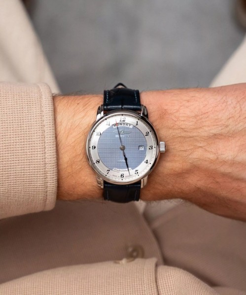 Zeppelin Friedrichshafen 8562-3