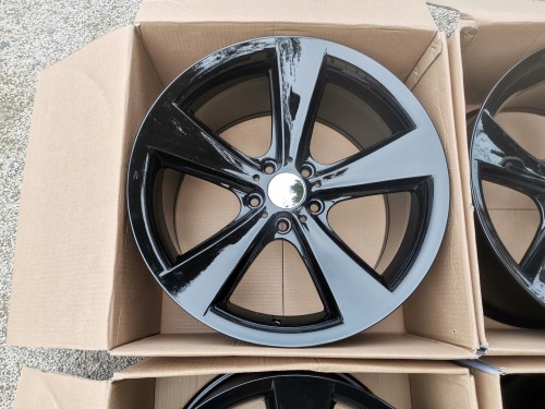 Carbonado Concave