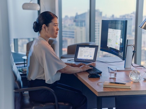 HP EliteBook 8 G1a 14