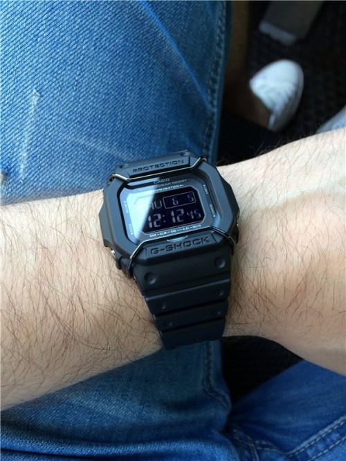 Casio DW-D5600P-1ER