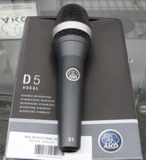 AKG D5