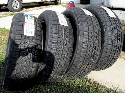 Bridgestone Blizzak LM-60