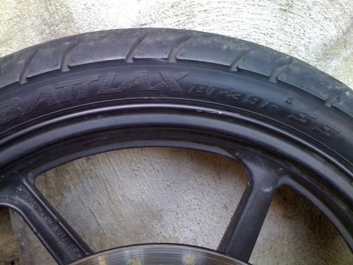 Bridgestone Battlax BT-39SS