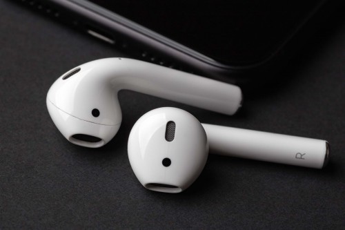 Apple Airpods (2nd gen)