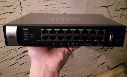 Cisco RV325-K9-G5