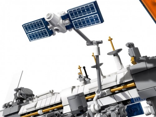 Lego International Space Station 21321