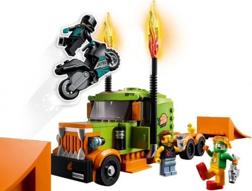 Lego Stunt Show Truck 60294