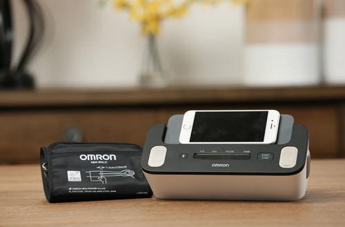 Omron Complete BP7900