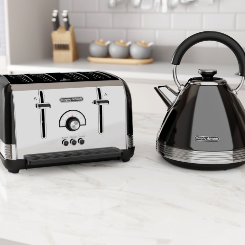 Morphy Richards Venture Retro 240331