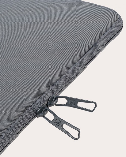 Tucano Elements Second Skin 16