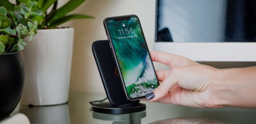 Adonit Wireless Fast Charging Stand