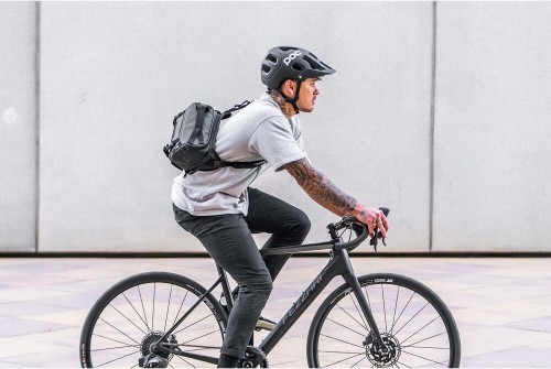 WANDRD Roam Sling 6
