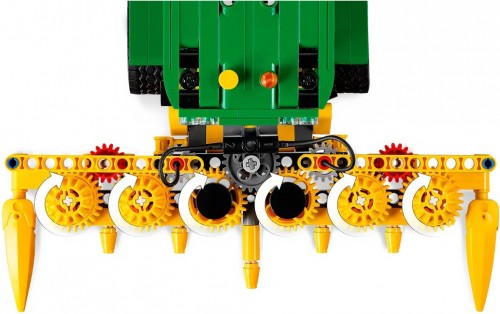 Lego John Deere 9700 Forage Harvester 42168